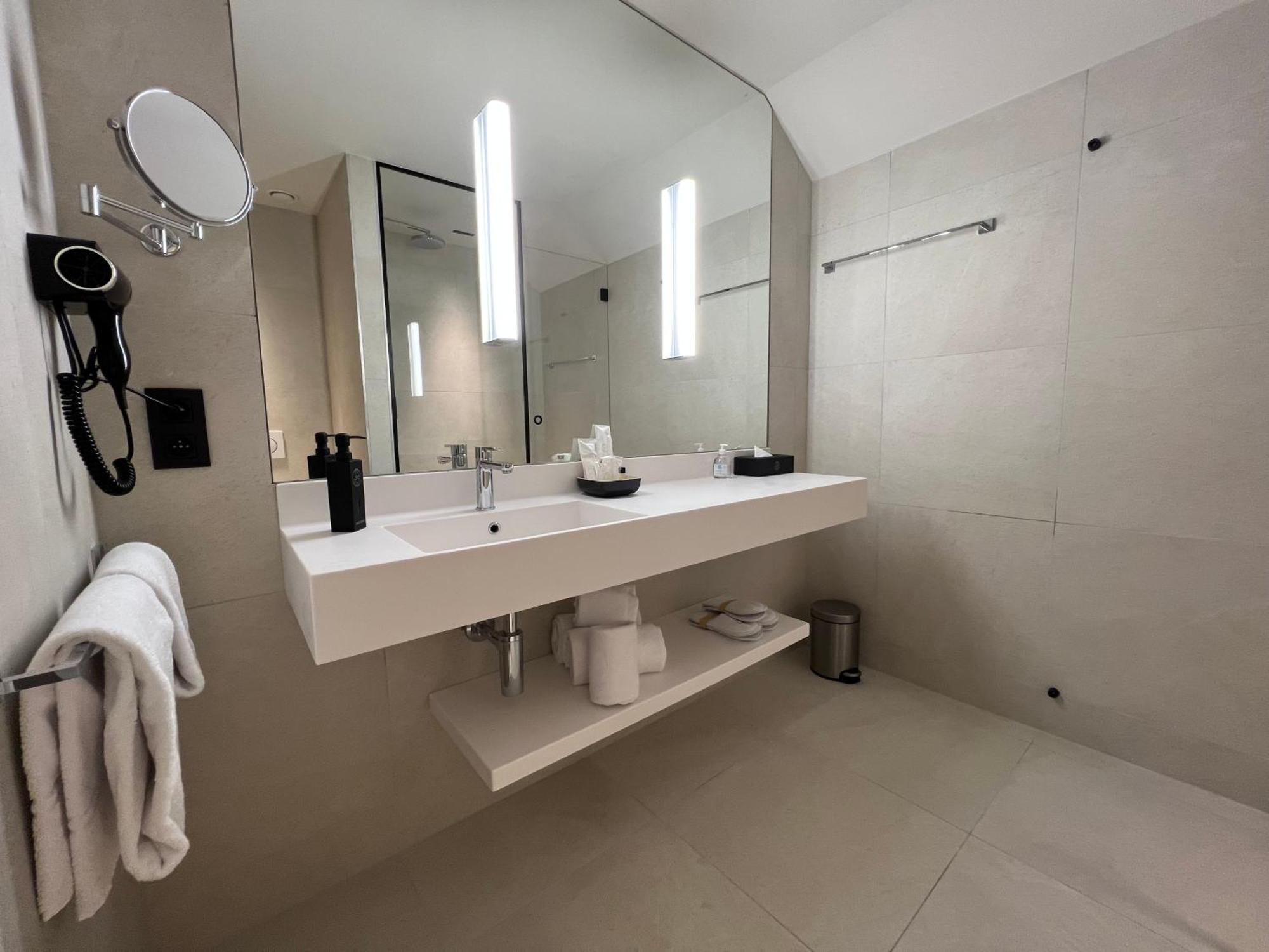 Opo Hotel Brüksel Dış mekan fotoğraf